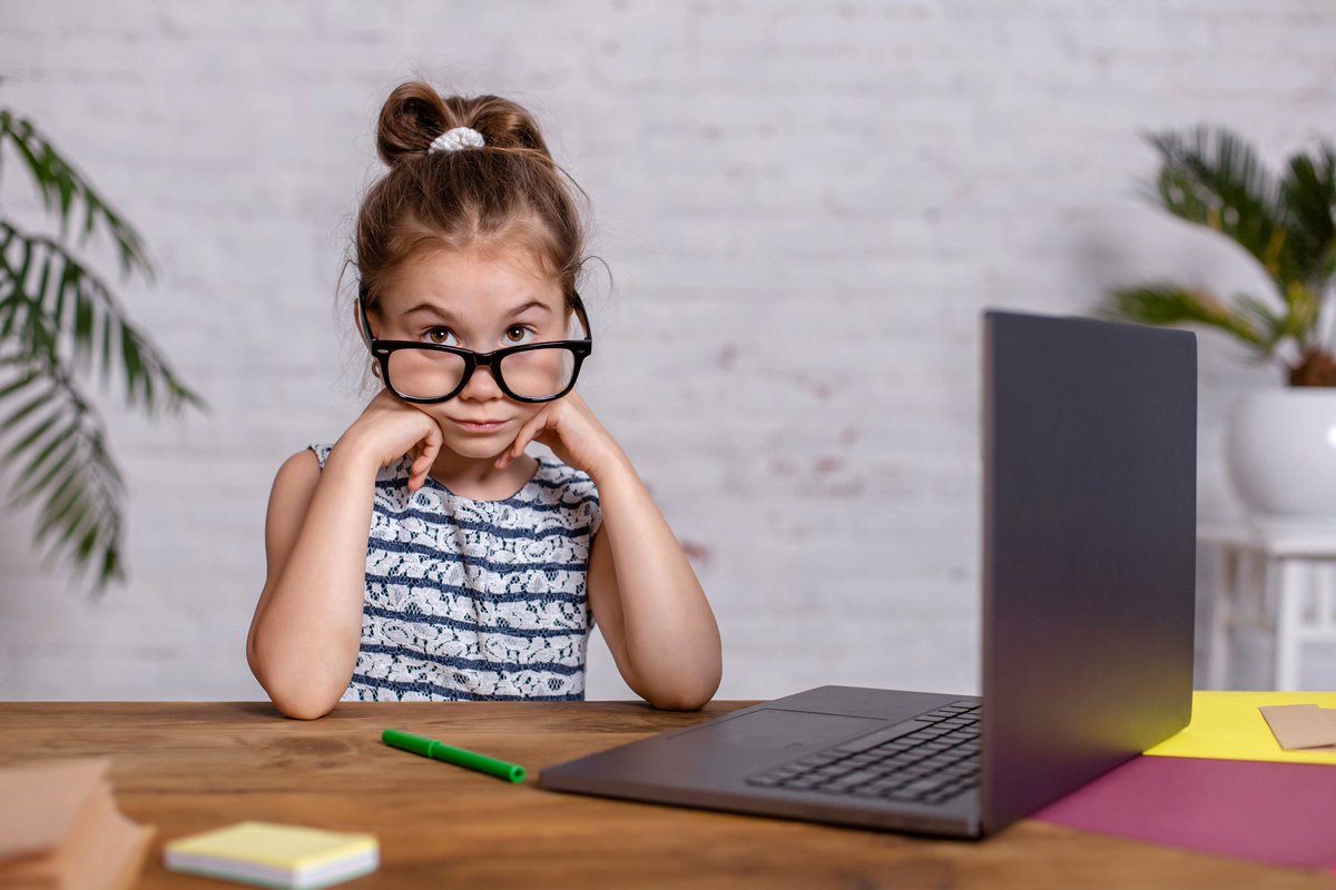 sharemylesson's tweet photo. You know what to do when you aren't feeling "it." But what can you do when your students aren't feeling "it"? Don't miss this great blog about #ClassManagement by Megan O.: https://t.co/rBBx3Mg72M

#edchat #parents #DistanceLearning @AFTunion @AFTteach https://t.co/Z8Ip6zuQAu