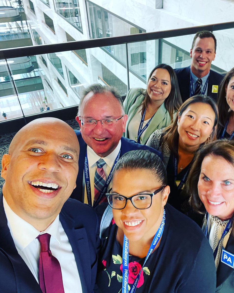 EricaThePA's tweet photo. Advocating on the hill for PAs. Thanks @CoryBooker for your support! @AAPAorg @NJ_State_PA @AASPASurgeryPA @HMHNewJersey #SSATAPPs #pasinobesitymedicine #surgerypa #PAsGoBeyond https://t.co/9z40A1jsAJ