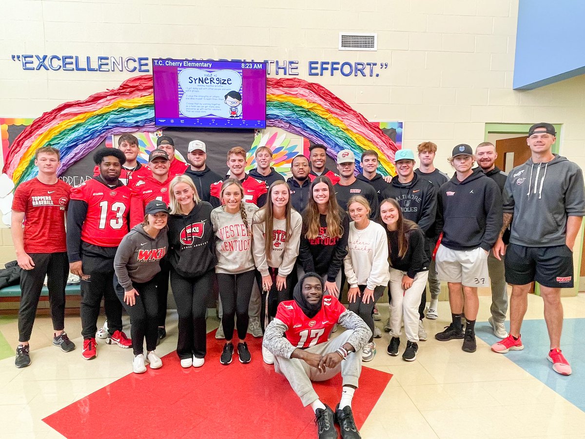 A special morning taking High Five Friday’s home for Terrion Thompson of @wkufootball as we visited his former elementary school T.C. Cherry! Thankful for the energy our friends in the community continue to give us! 🔴⚫️
#GoTops