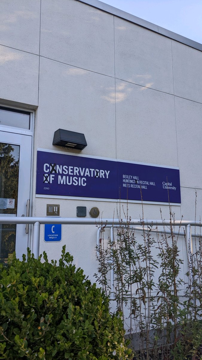 CU_outside's tweet image. Go Comets!!! Beat Xtterbein!!! 😂