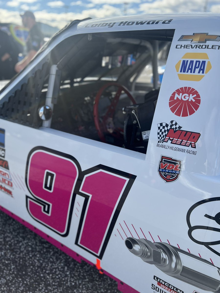 BMR_NASCAR's tweet photo. #VDLSTRONG https://t.co/umNEexqYLt