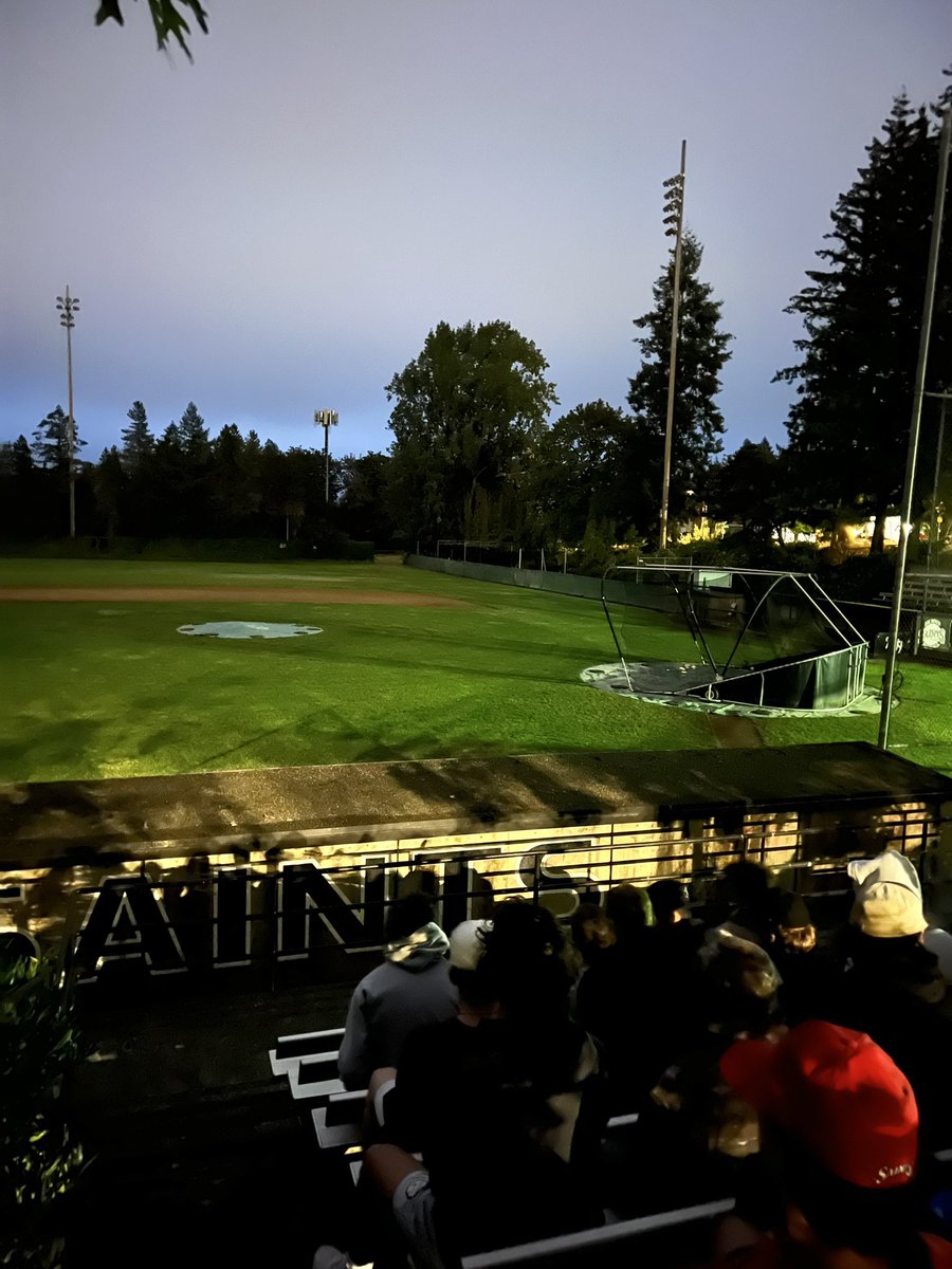 mthoodbaseball's tweet photo. 6:30am Opportunity or Obligation #questionoftheday #berry #ontoweek3 #specialplace https://t.co/49scuGJHfp
