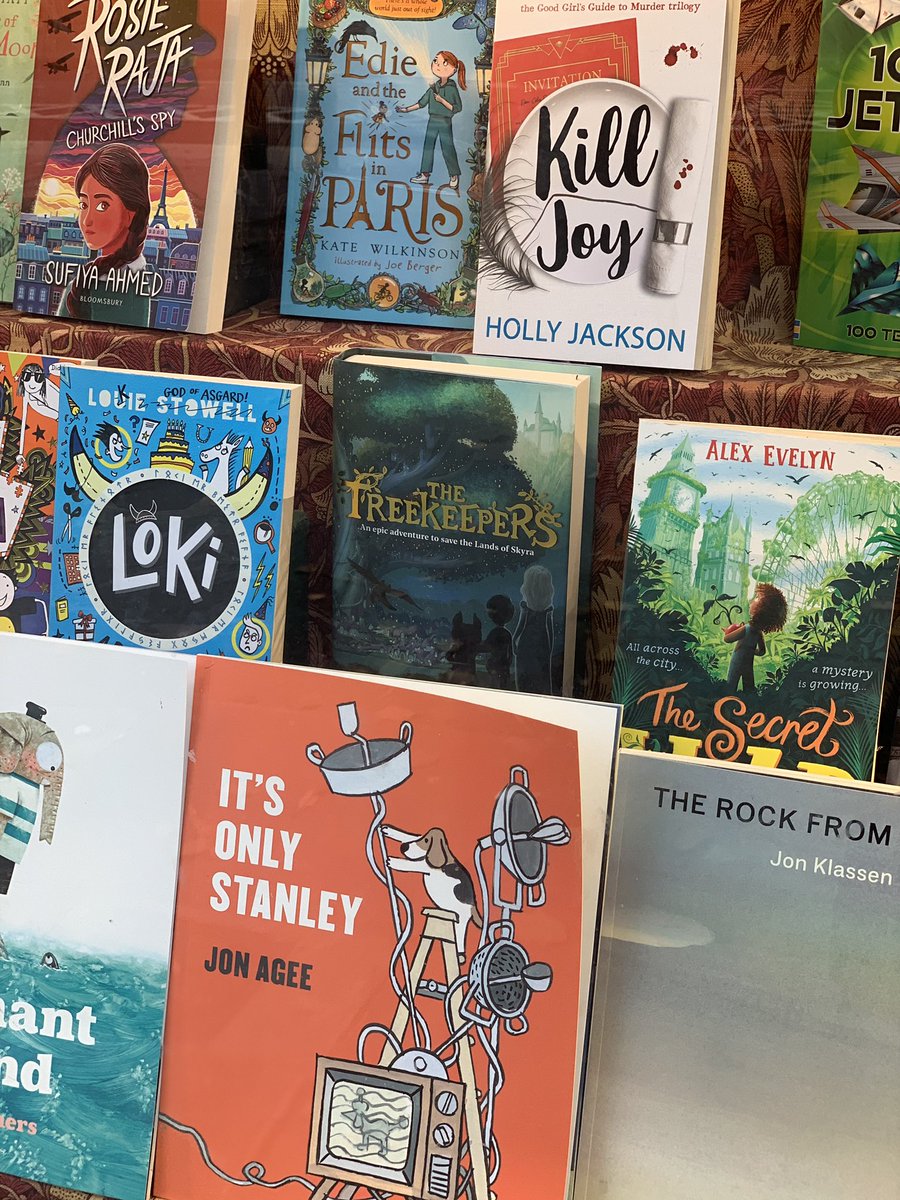 TBP_agency's tweet photo. Spotted in @Dauntbooks! #Treekeepers @kmlarwood https://t.co/pdpixWORRc