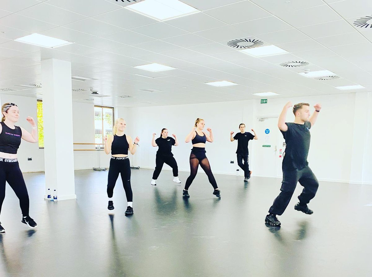 End of induction week and my first week of being 'Programme Director' of our brand new BA (Hons) Commercial Dance degree <a href="/WAVDACymru/">WAVDA Cymru</a> in
our new building 🤩
Technique streaming ✅
Workshops ✅
Ten million other things ✅
Happy? ✅
Exhausted?!✅