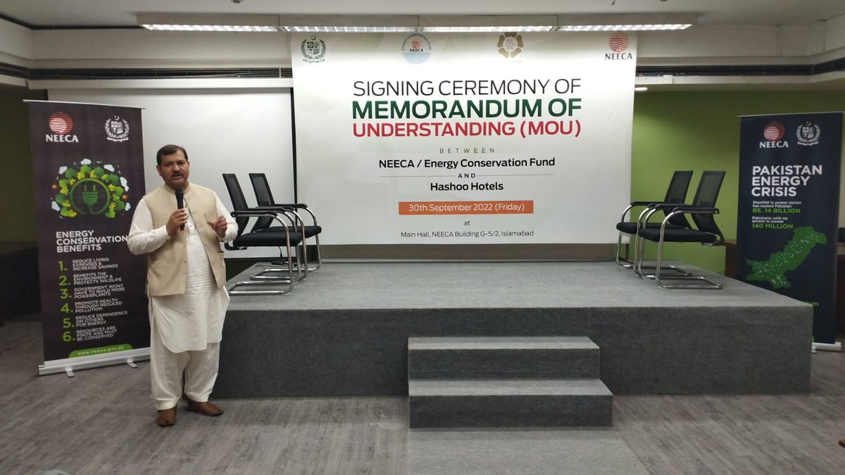 NEECA_Pakistan's tweet photo. Signing Ceremony of Memorandum Of Understanding (MOU) between NEECA/ECF and Hashoo Hotels.
#NEECA #NEECPOLICY2022 #EnergyTalk #EnergyConservation #EnergyEfficiency #MoU #HashooHotels #hospitalitysector https://t.co/7qZ4tHs9ih