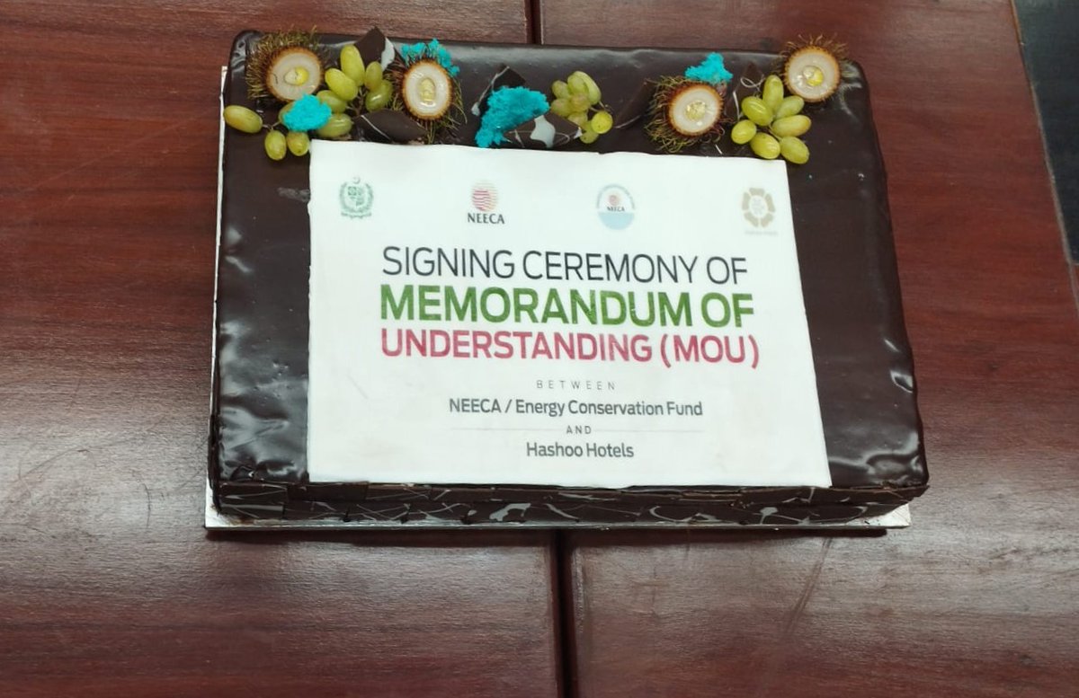 NEECA_Pakistan's tweet photo. Signing Ceremony of Memorandum Of Understanding (MOU) between NEECA/ECF and Hashoo Hotels.
#NEECA #NEECPOLICY2022 #EnergyTalk #EnergyConservation #EnergyEfficiency #MoU #HashooHotels #hospitalitysector https://t.co/7qZ4tHs9ih