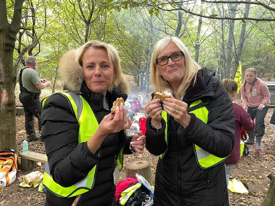 Learning outside is fun!!! <a href="/WillowsBasildon/">Willows Primary School and Nursery</a> <a href="/StMarysCofEWF/">St Mary's CofE WF</a> <a href="/FelmorePrimary/">Felmore Primary.</a> <a href="/WhitmorePrimar1/">Whitmore Primary</a>