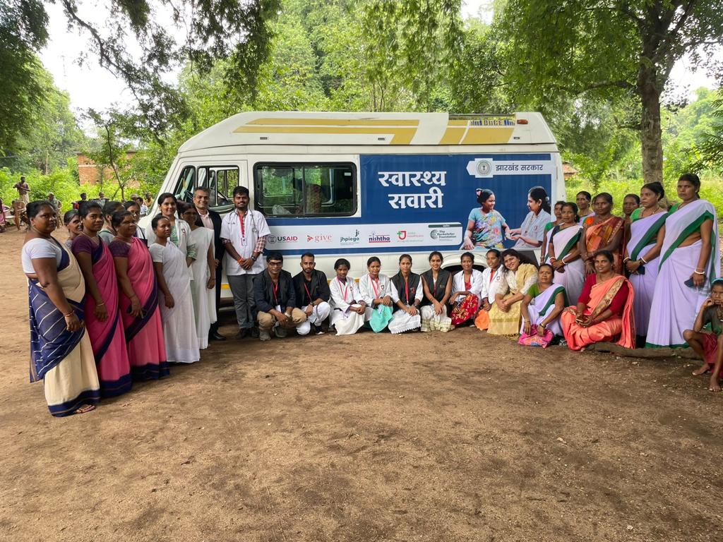 DCGumla's tweet photo. गुमला जिला के बसिया अनुमंडल अंतर्गत आज जीविका हेल्थकेयर द्वारा "स्वास्थ्य सवारी योजना"(मोबाइल मेडिकल यूनिट) का शुभारंभ किया गया | इसके द्वारा कामडारा एवं पालकोट प्रखंडो के सुदूरवर्ती क्षेत्रों में भी 20 से अधिक बीमारियों की जाँच तथा इलाज किया जायेगा।
@prdjharkhand
@HemantSorenJMM https://t.co/lm2xWXlyfR