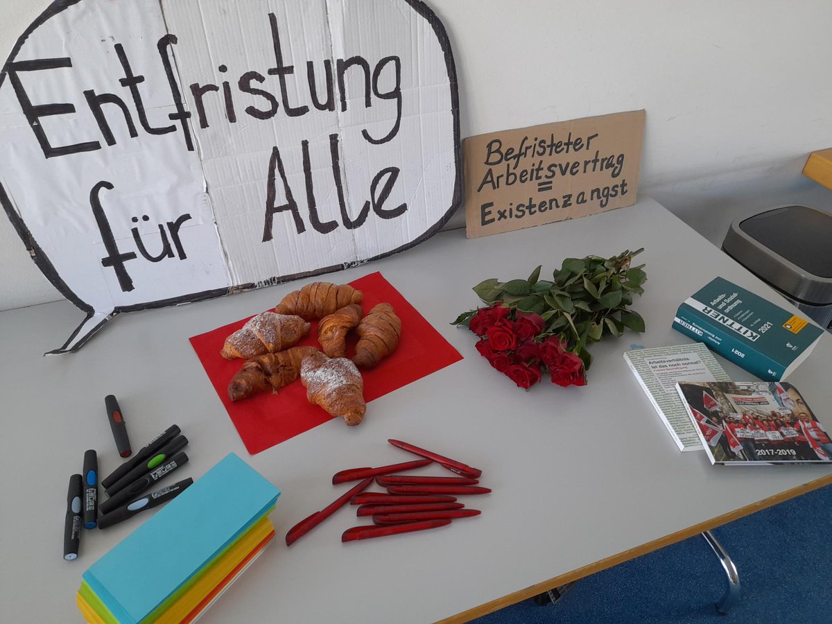 AASentfristen's tweet photo. Als Stiftung treten wir für Demokratie und Selbstbestimmung für alle ein. Das wollen wir auch nach innen leben. Die Voraussetzung dafür sind sichere, entfristete Arbeitsplätze! #diezeitistreif #Entfristungjetzt https://t.co/tB4lmqoFEN