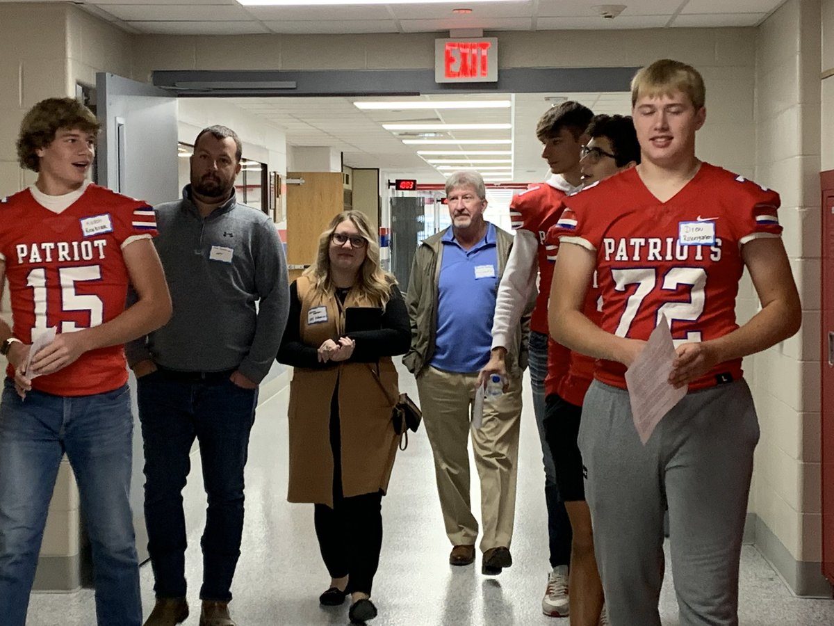 phls_supt's tweet photo. Some of our businesses are getting the grand tour by @KadenRosebrook @DrewRosengarte2 @calvin_stebbins and Aiden Behrman. Great job fellas, thanks for your help. Someone tag Aiden, I couldn’t  find him. #PHStrong https://t.co/pKReWeDTVW