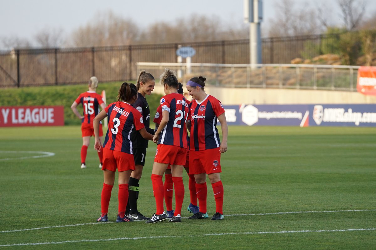 Sigrid Olthof (@sigridolthof) on Twitter photo The opening two weekends of the <a href="/BarclaysWSL/">Barclays Women's Super League</a> have broken many attendance records across the competition (a 🧵). The competition is growing, especially after the successful summer of the <a href="/Lionesses/">Lionesses</a> womenscompetitions.thefa.com/Article/barcla… ...
📷: unsplash.com/@jeffreyflin The opening two weekends of the <a href="/BarclaysWSL/">Barclays Women's Super League</a> have broken many attendance records across the competition (a 🧵). The competition is growing, especially after the successful summer of the <a href="/Lionesses/">Lionesses</a> womenscompetitions.thefa.com/Article/barcla… ...
📷: unsplash.com/@jeffreyflin