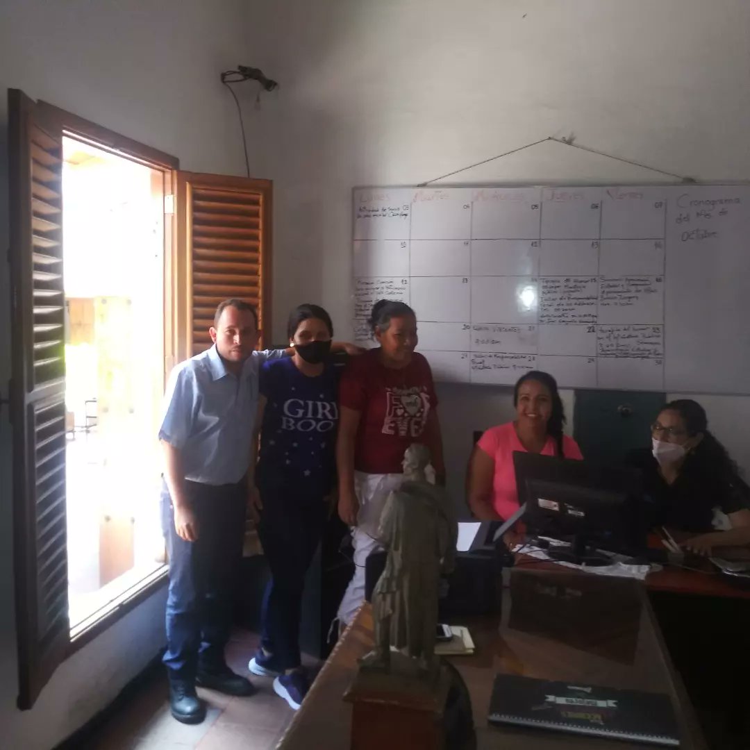 PosgradoT's tweet photo. Proceso de inscripción de los nuevos ingresos del PNF Historia en la Casa de los Tratados Bolívar y Sucre con la @alcaldiatruji_1 @CNH_Ven @NicolasMaduro @Iroschimajpsuv @Gerardo4fPsuv @carloscontigo  @Rixiorector @Tibisayunearte @mppeuniv @arbolve @ninoskaortiz25 @prensaunermb https://t.co/YcdDHDdt3l