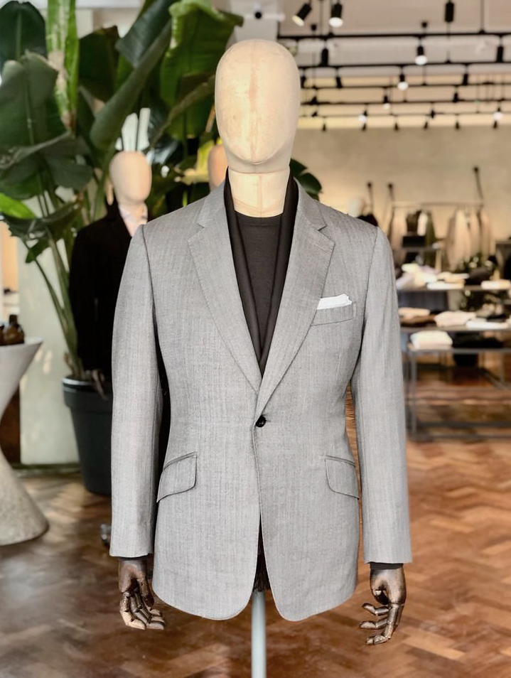 NEW SEASON LUXURY

Get set for autumn with the latest addition to our R2W collection - a single breasted jacket, cut in luxurious undyed Escorial wool, from the unique fibres of the Escorial sheep. 

Shop the Jacket bit.ly/3dTt8ca
Read the Journal bit.ly/3SISN67