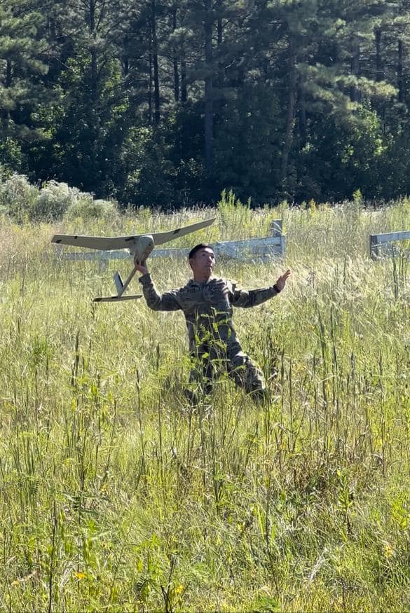 Blackfoot #Soldiers from 3rd Squadron 89th Cavalry Regiment, <a href="/10MTNDIV/">10th Mountain Div.</a> work to refine their skills with the RQ-11B Raven UAV, 

#Readiness #ArmyTech #ArmyTeam #Soldiers <a href="/18airbornecorps/">XVIII Airborne Corps & Fort Bragg</a> <a href="/USArmy/">U.S. Army</a>
