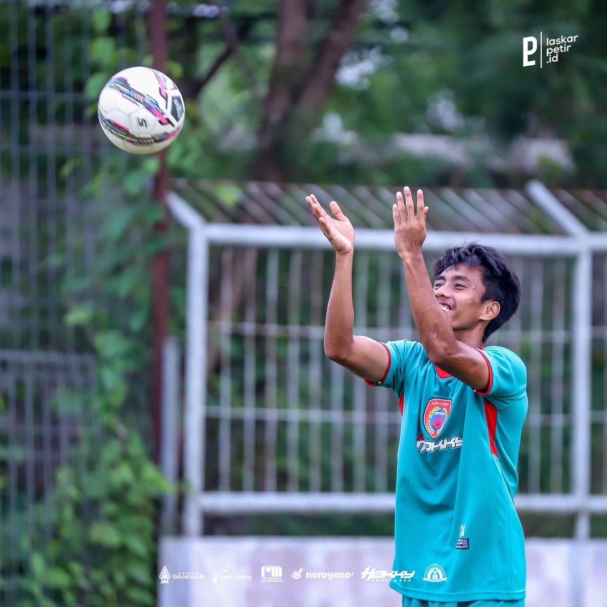 laskarpetir_id's tweet photo. 𝗛-𝟮⚡️

#COLP
#LaskarPetirID
#PersipurPurwodadi https://t.co/MhmPTr8GxC
