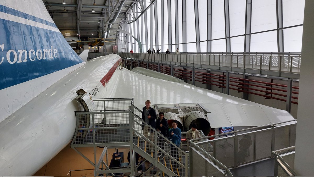 Christos Genakos tweet media