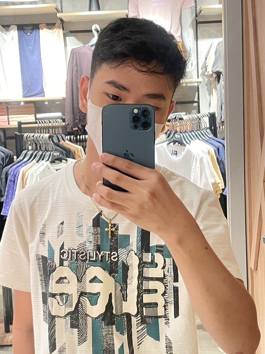 kenang1120's tweet photo. White or black🤍🖤 https://t.co/1KvMvPDty7
