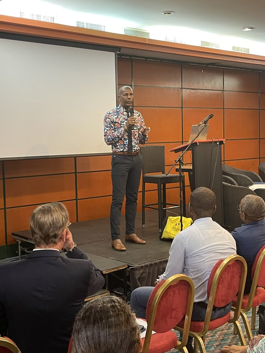 #ENVIRONNEMENT « La problématique des déchets, nous devons la faire notre…», Bruno Nestor Azérot, PDT de <a href="/CAPNORD972/">CAP Nord Martinique</a> à la conférence gestion des #déchets à la #Martinique organisé par l’<a href="/AFD_France/">Agence Française de #Développement (AFD) 🇫🇷 🇪🇺</a>,l’<a href="/ademe/">ADEME</a> la #DEAL, la #CACEM, <a href="/espacesud/">Espace Sud</a> <a href="/CAPNORD972/">CAP Nord Martinique</a> et la <a href="/CTM_Martinique/">CTM</a>