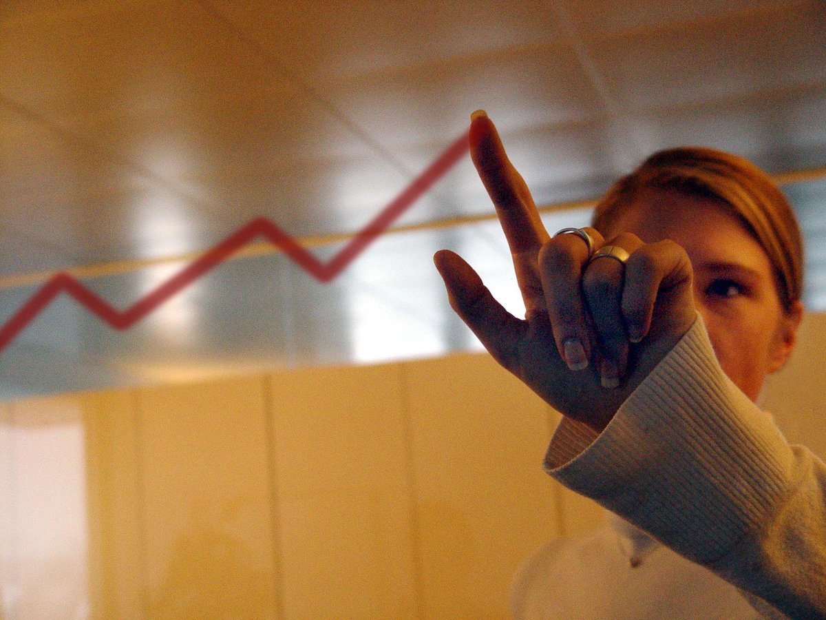 Svenska Kyl &amp; Värmepumpföreningen har nu presenterat höstens konjunkturrapport från Navet. Till skillnad från många andra branscher, i dessa orostider, visar prognosen för kylmarknaden på en fortsatt stark tillväxt. kylavarme.se/artikel/progno… #kylavarme