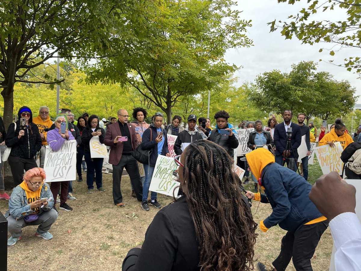 KendraPHL's tweet photo. Philadelphians re-elected @DA_LarryKrasner by a 2-1 margin. The impeachment hearings are an anti-democratic stunt led by people who want to silence us and unseat a duly-elected DA during an election year. 

Our entire democracy is at stake. Time to stop the political circus.🧵 https://t.co/3wRmtiORke