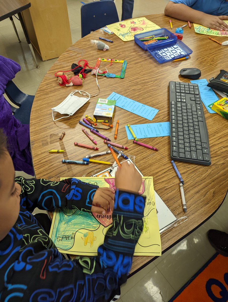 franks_kesha's tweet photo. Thank you Ms. Arroyo for inviting me to participate in the SEL activity with your scholars. @GoodmanES_AISD @WardLadon @MooreCounselor @trevinojEDU #YouMatterDay https://t.co/Z1QYiVJGpJ
