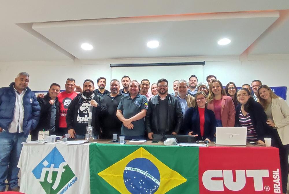 ITF_Americas's tweet photo. #Brasil 🇧🇷 

No día 28/09, a #ITF e as organizações sindicais da @fentac_cut, #STCLA, @Sintratac2010, #ACAV e a #Fetaap, assinaram um  Memorando de Entendimento para criar um Grupo de Colaboração e monitorear a fusão de Avianca, Gol, Viva e Air Colombia

#SomosITF https://t.co/jYk2iMwk89