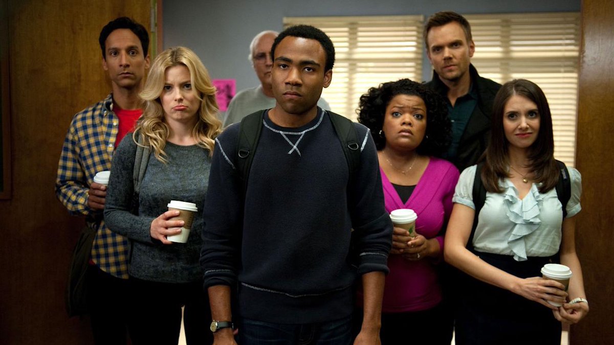 DiscussingFilm's tweet photo. A ‘COMMUNITY’ movie is officially in the works at Peacock. https://t.co/MIcZmeXlhQ