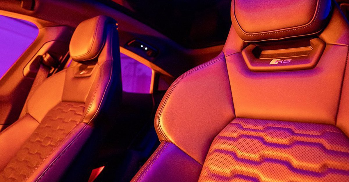 #Audi #RSetronGT. Un manifesto di pura sportività elettrica che esalta tecnologia, design e capacità di immaginare il futuro.📸@auditography