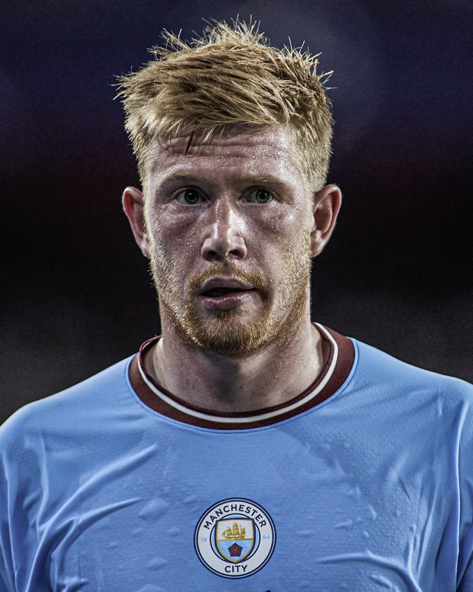 Naija_PR's tweet photo. KDB has never won PL player of the month https://t.co/pYRTs6aQuj