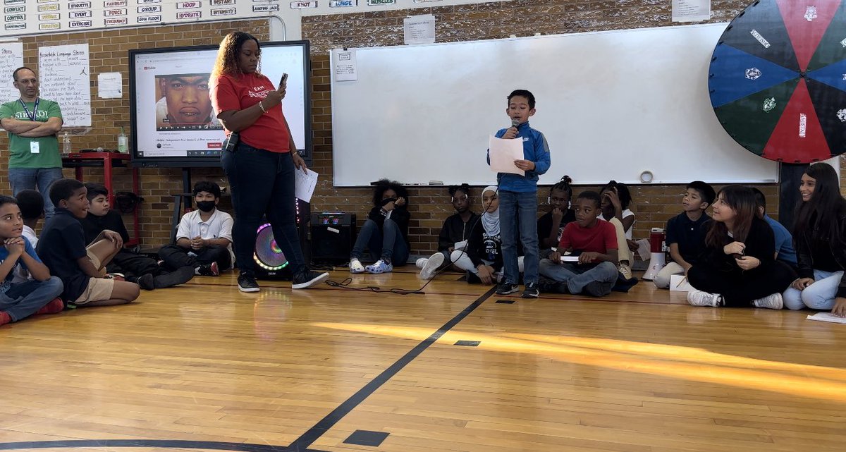 cochran_school's tweet photo. Our very own @CounselorWMS2 worked tirelessly with our House Ambassador candidates and today they gave their final speeches before the big vote.  #Reveur #Altruismo #Amistad #Isinindi @SmuSandra @ACEDallasISD https://t.co/5DCDMAedXP