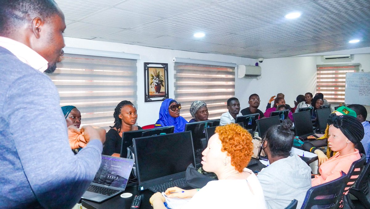 Project_Enable's tweet photo. And it's a wrap for the week 2 soft skill training of the youth employment program.
Thank you to all our partners and facilitators.
@SustHosAlliance
#projectenableafrica #youthemploymentprogram https://t.co/aoJIfwZU3o