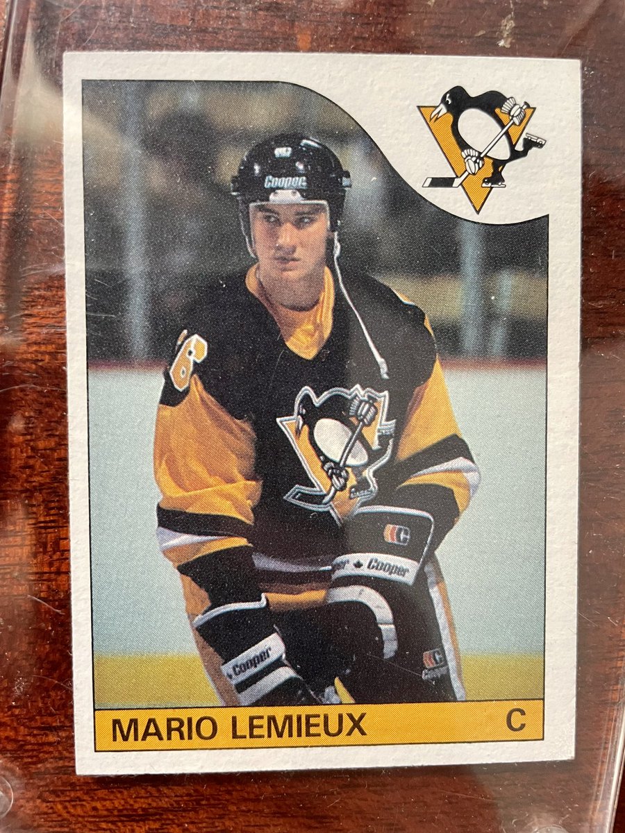 Travis Brown tweet media