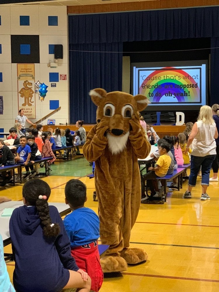 LivingstonPark's tweet photo. LP had an amazing PBSIS kick off a few weeks ago! We are ready to show our Cougar PRIDE! https://t.co/9gY2JLnlqQ