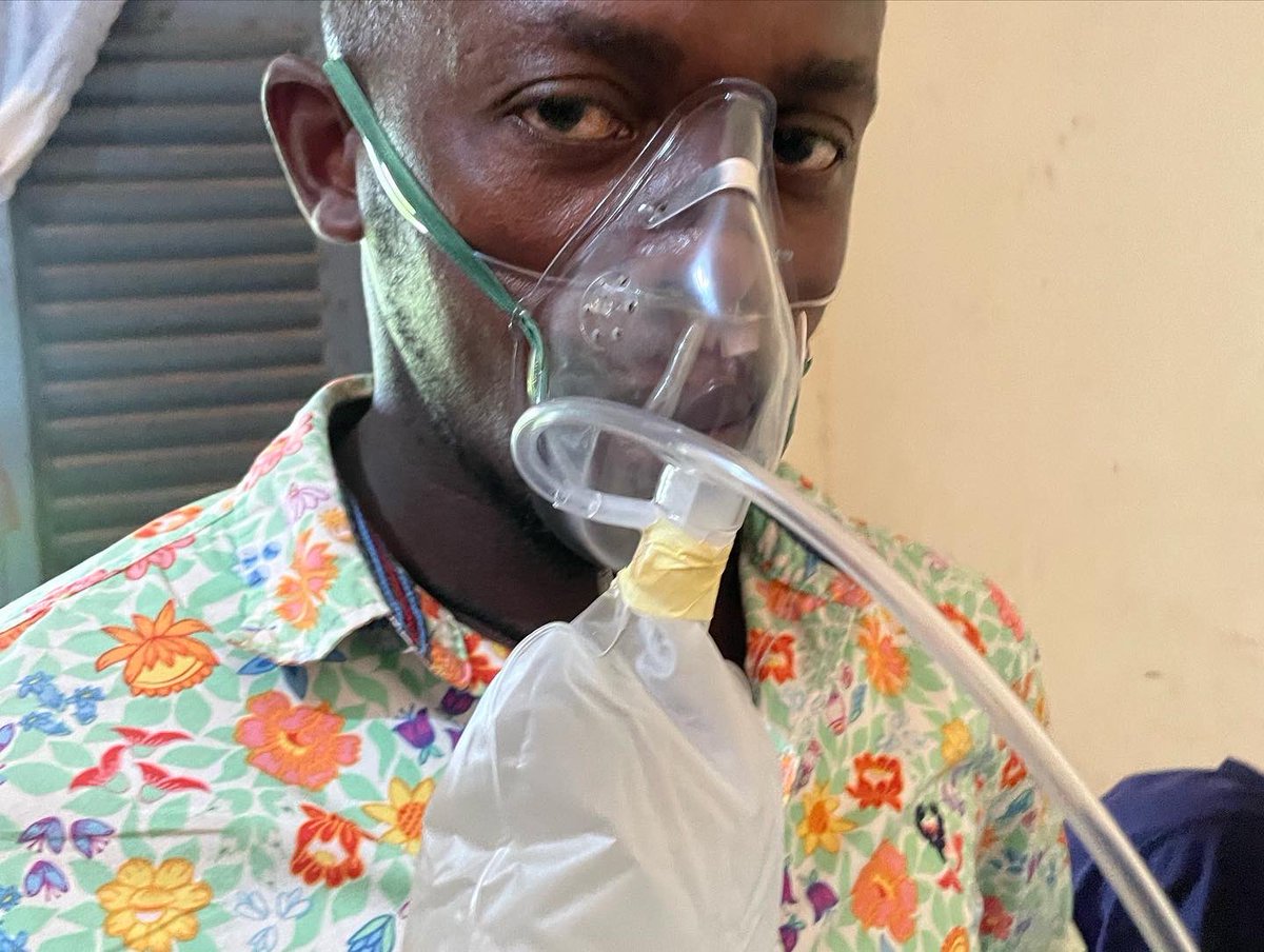 Thanks to your donations, we were able to purchase a portable oxygen concentrator today which will increase our ability to resuscitate neurotoxic bites that account for most of our deaths each year.

Please consider becoming a monthly donor by going to snakebitefoundation.org