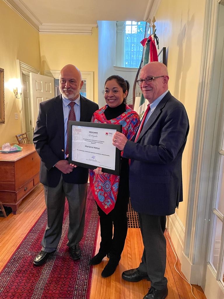 Join us in celebrating Biobot CEO/Cofounder, <a href="/MarianaMatusG/">Mariana Matus</a>, who received the Distinguished Mexican Award from the Secretaria de Relaciones Exteriores <a href="/SRE_mx/">Relaciones Exteriores</a> last night 🇲🇽! She was honored for her outstanding professional career as a scientist, entrepreneur &amp; business leader 👏🏼