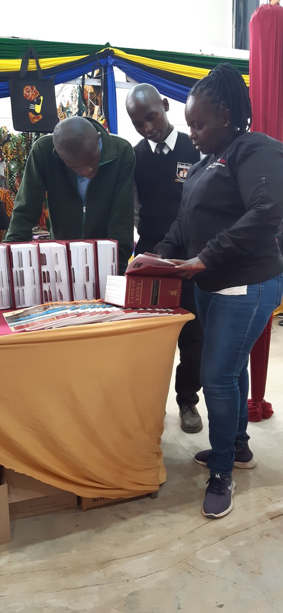 MyKenyaLaw's tweet photo. The public is always eager to gain more knowledge.  Students and our Men in uniform, too, are not left behind.  We are always delighted to engage.
@AgriSocietyOfKe #TukutaneNairobiShow https://t.co/TAdqwV8bjH