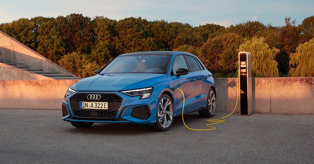 Tecnologie innovative e design all’avanguardia danno vita a un carattere sportivo inconfondibile, anche in modalità full electric. Con #AudiA3 Sportback TFSI e, sei a bordo del progresso.