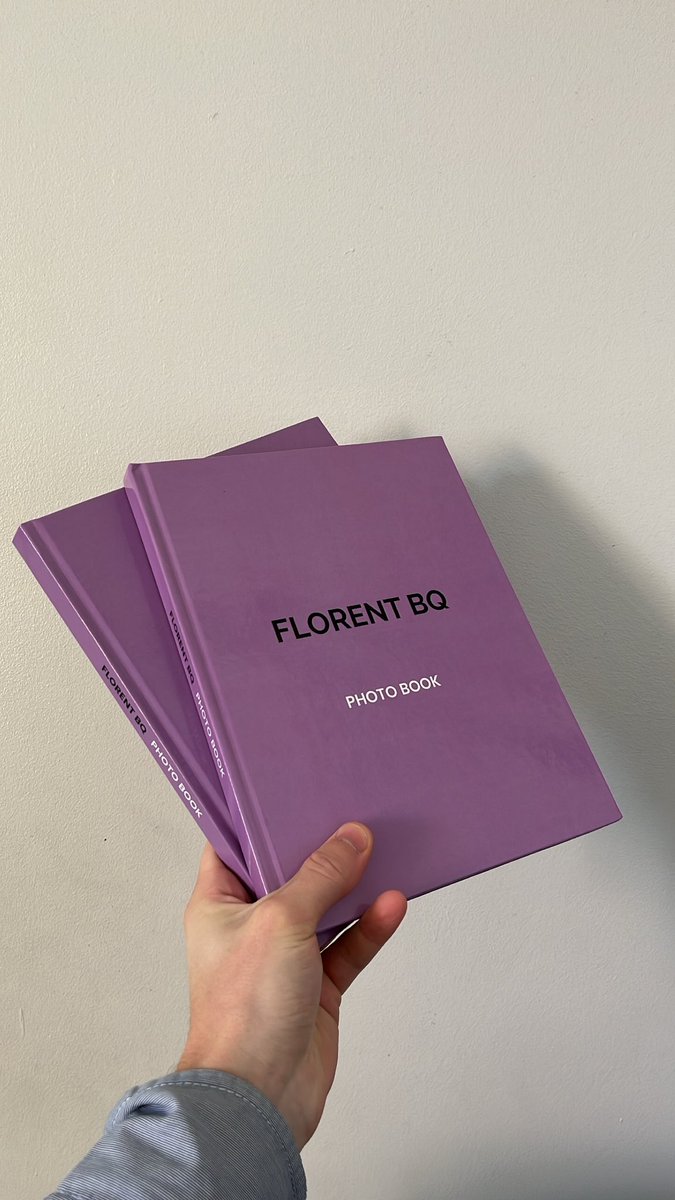 florentbq's tweet photo. Instagram saw it first mais je lance une vague de vente de mon book pour les intéressés !!

Un peu plus de 100 pages, de l’archi, du portrait et du concert 🤓 hésitez pas à décaler en DM si vous êtes chauds ! https://t.co/DMrdKhXl6H