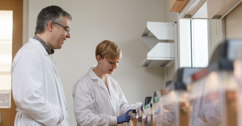txbiomed's tweet photo. Congrats to #txbiomed Staff Scientists @RitiSharan, Winka Le Clec'h, @fdchevalier and Rajesh Thippeshappa for winning R21 grants from @NIH @NIAIDNews this year! 🙌 Their various research spans #HIV, #TB and #schistosome #parasites. Bravo!