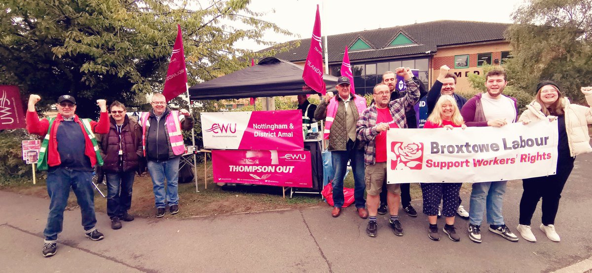 Big up Broxtowe Labour

Big turnout from our officers

Big smiles from our councillors 

@CWUnews @CWUNottingham 

Fighting together ✊
#Labourmovement #Labourmoment