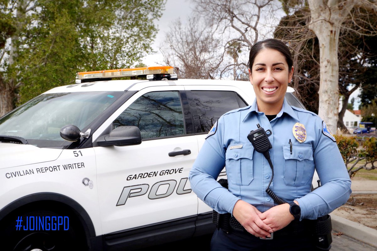 Interested in law enforcement, but not sure being a👮🏻is for U? Our #CommunityServiceOfficers (CSOs) work a wide variety of assignments. (Salary $4,310 - $6,367 mthly.)👮🏾‍♀️👮🏻‍♀️ aren't the only ones w/ exciting jobs. Go to bit.ly/joinggpd & submit UR app by 5 PM, 10/10. #GGPD32