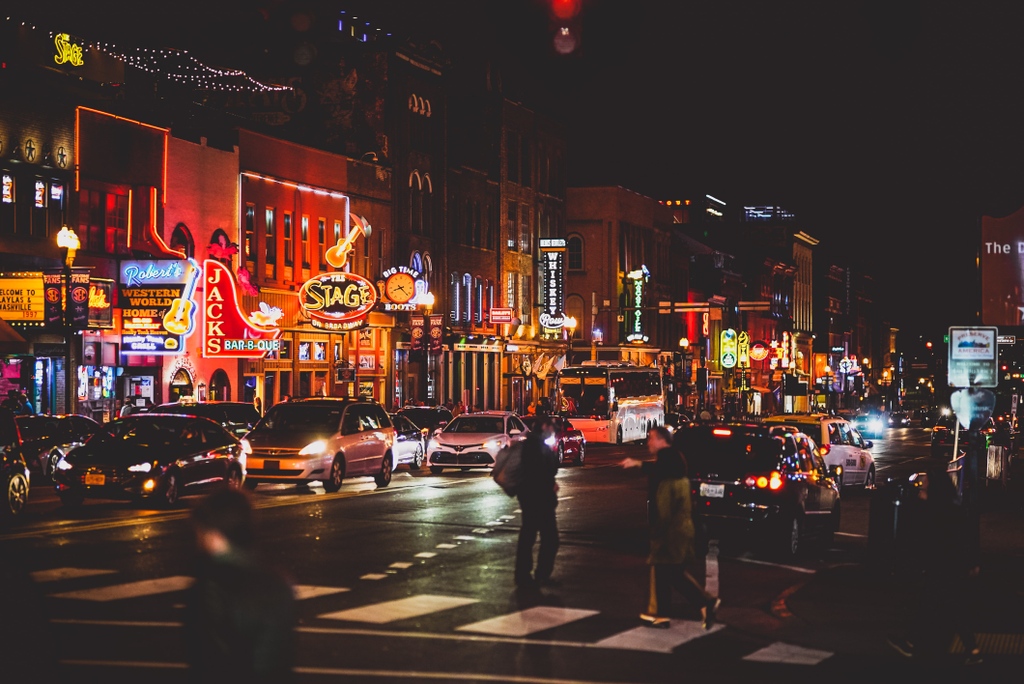 MetroAirways's tweet photo. Regarded as one of the best tourist spots in the South for a reason, whatever brought you to Memphis, Tennessee, you can be sure it will exceed all of your expectations. #FlyMetroAir #Memphis https://t.co/NojqCXKank
