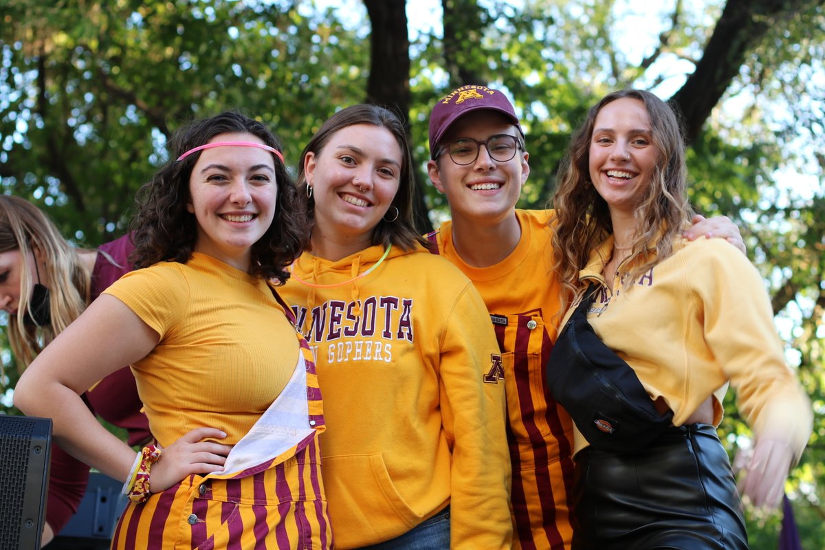 UMN RecWell tweet media