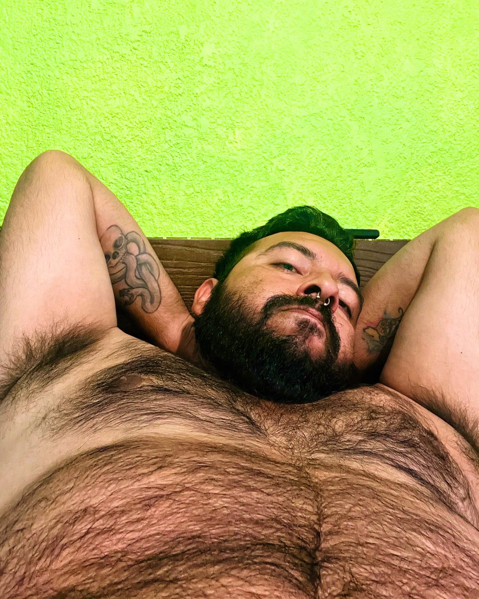 LuisSiat's tweet photo. ¡Excelente Viernes! #beardedguys https://t.co/CTiLfUuGta