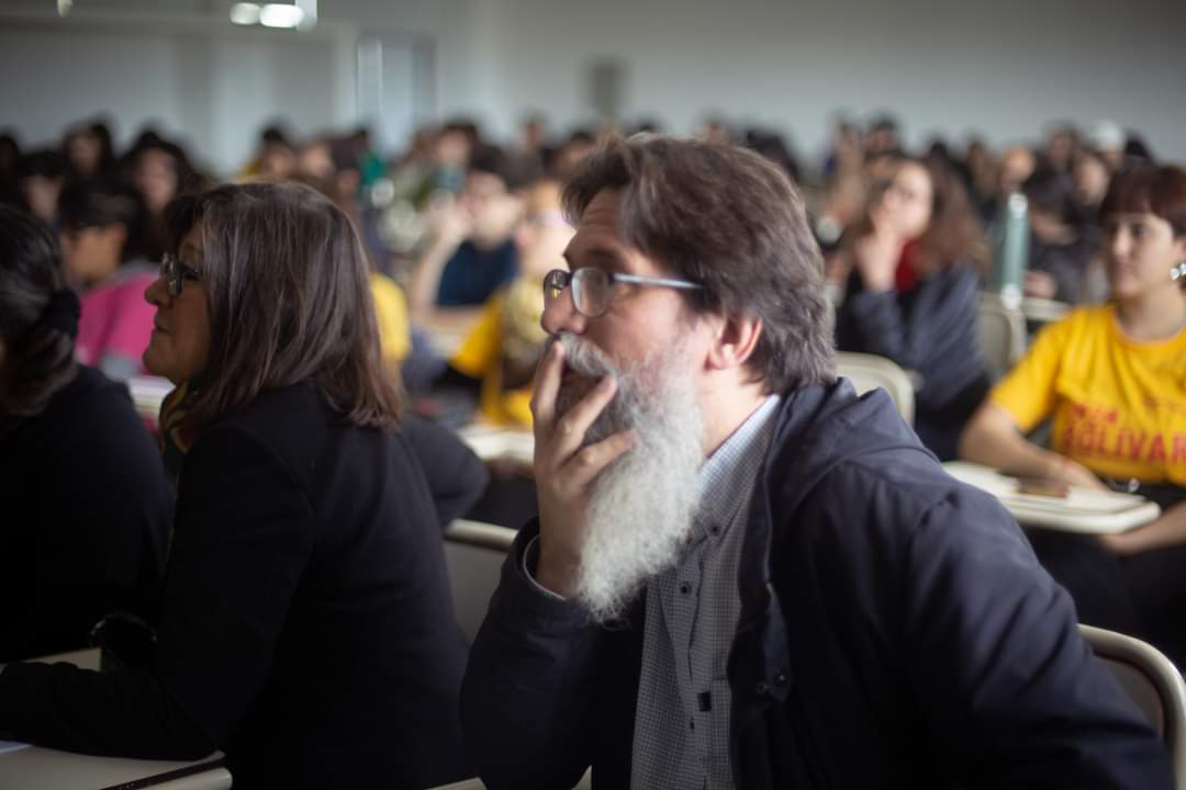 Facultad de Trabajo Social tweet media