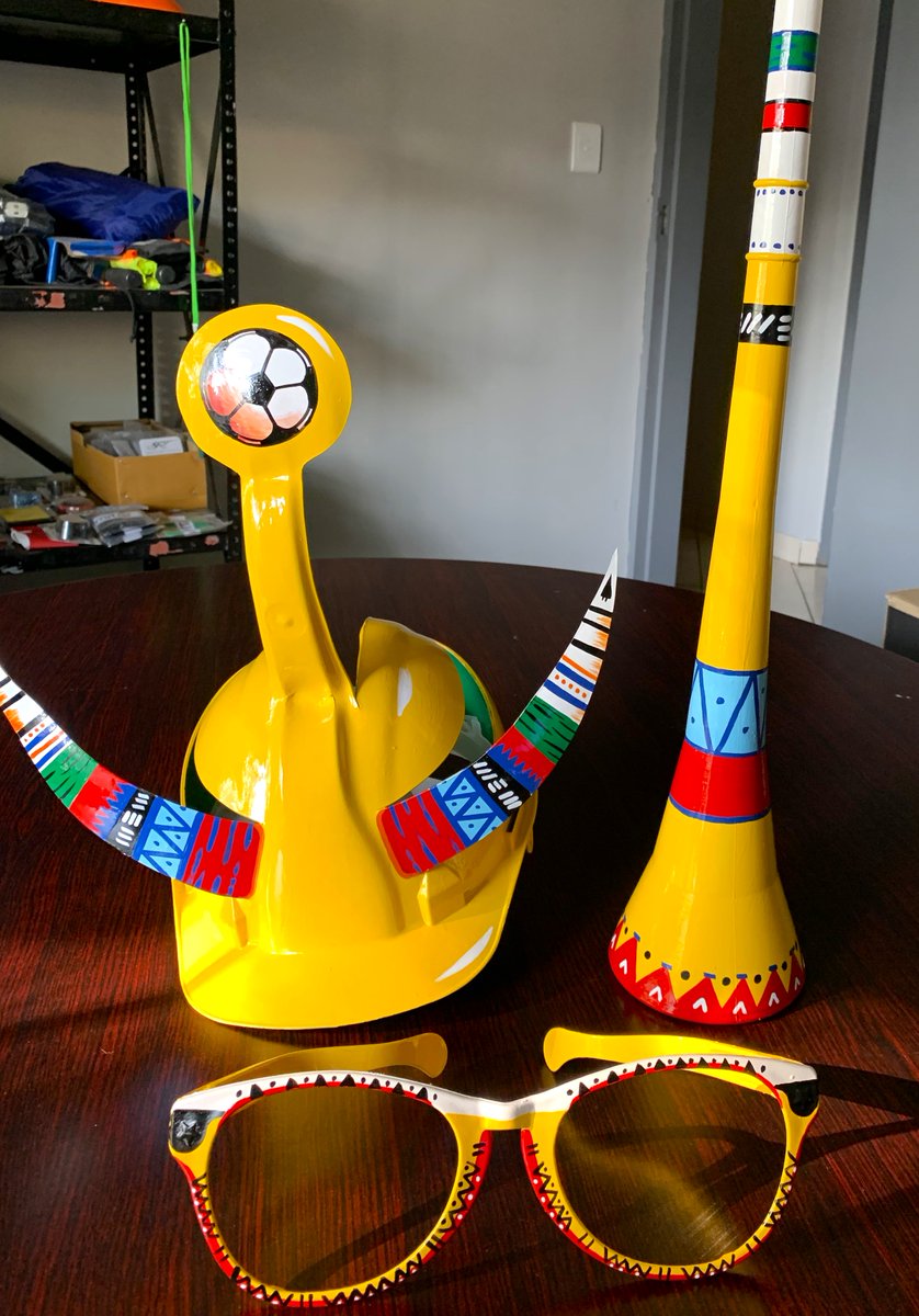 Time to stand out in the crowd!

🖌 +27 (0)11 022-5920
🖌 info@makarapa.co.za
🖌 makarapa.co.za
Trademark holders of Makarapa®
#Makarapa