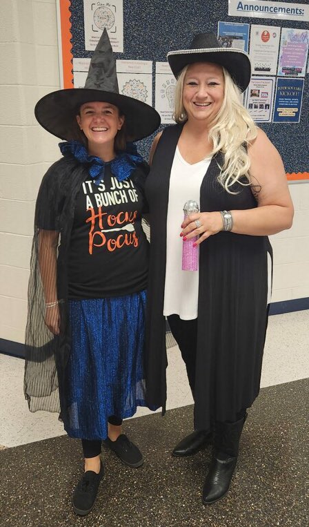MsVMarketing's tweet photo. @BreinigTeach & I have taken @BW_falconfrenzy spirit days seriously for the past 16 years & there is no stopping us #BWHAT #BWOODS
80โs Day โ
On Wednesday We Wear Pink โ
Celebrity Day โ
Trop Out โ
โญ๏ธThis lady @BreinigTeach is a true all-starโญ๏ธ https://t.co/abYpLk7X5k
