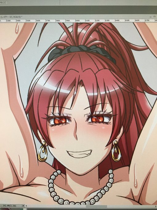 ステキなチ○コ前に満足そうな笑みを浮かべる杏子おばさんです 