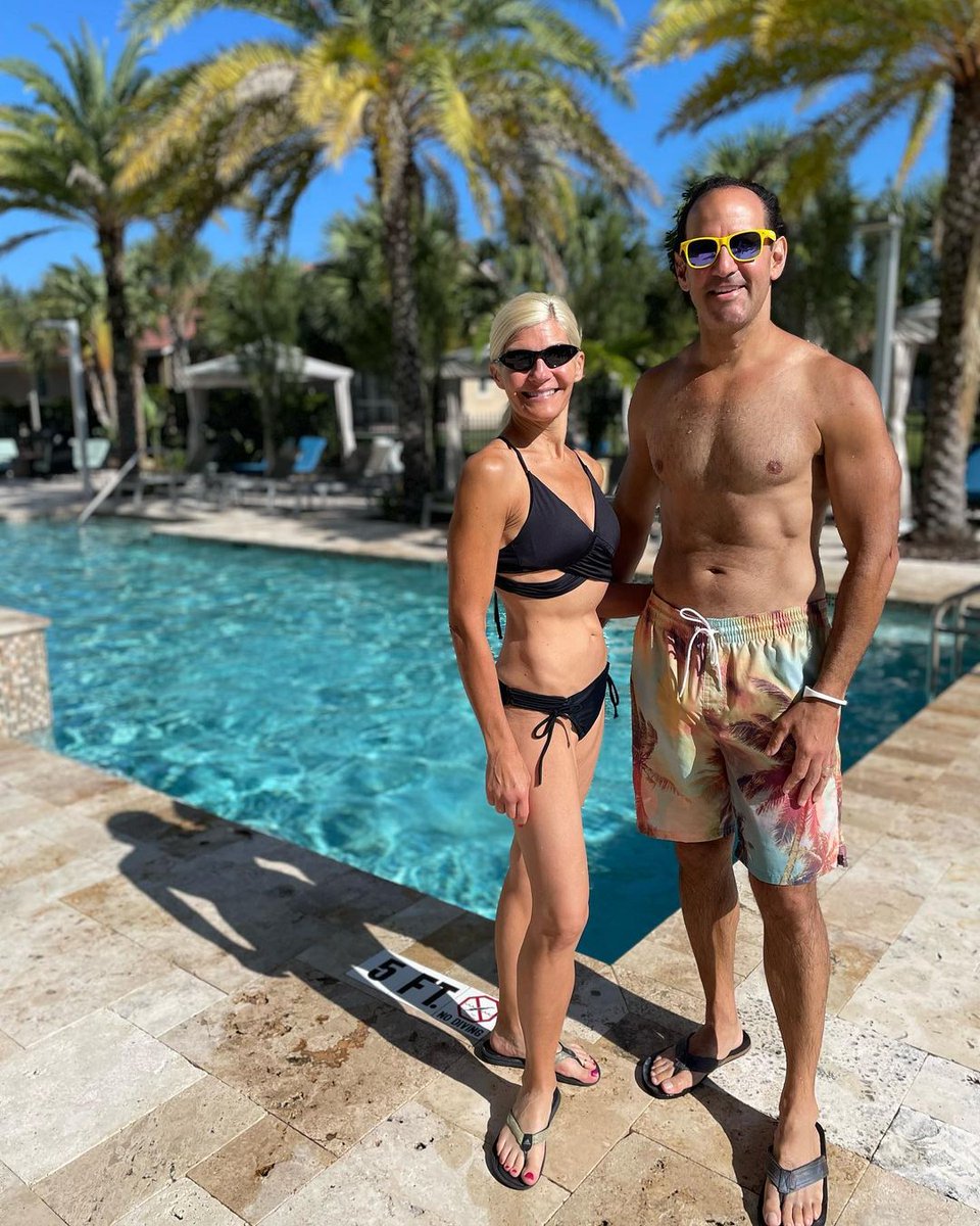 ExploriaResorts's tweet photo. Every day is a pool day when your resort has six to choose from. ๐คฉ๐ด Put on your best suit and jump in at Summer Bay Orlando ! We are Open! #ExploriaResorts #ExploriaLife
๐ธ IG: tonygeftos https://t.co/c2oRm0YGoa