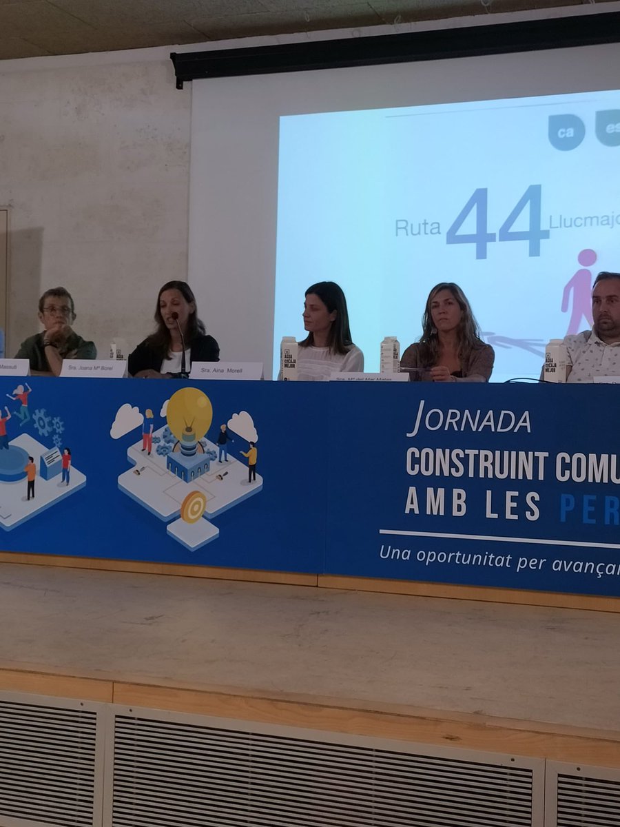CsMigjorn's tweet photo. Avui na Joana Maria Borel, TCAI del nostre CS, ha participat a la taula rodona 3 de la Jornada: Construint comunitats inclusives i protectores amb les persones majors adultes (IMAS), explicant en què consisteix la ruta saludable. @TCAEsAPMallorca @apmallorca #rutasaludable https://t.co/fX5DJ1ROkP